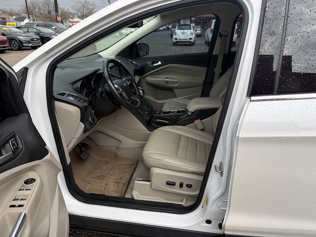 Used 2016 Ford Escape Titanium image 12