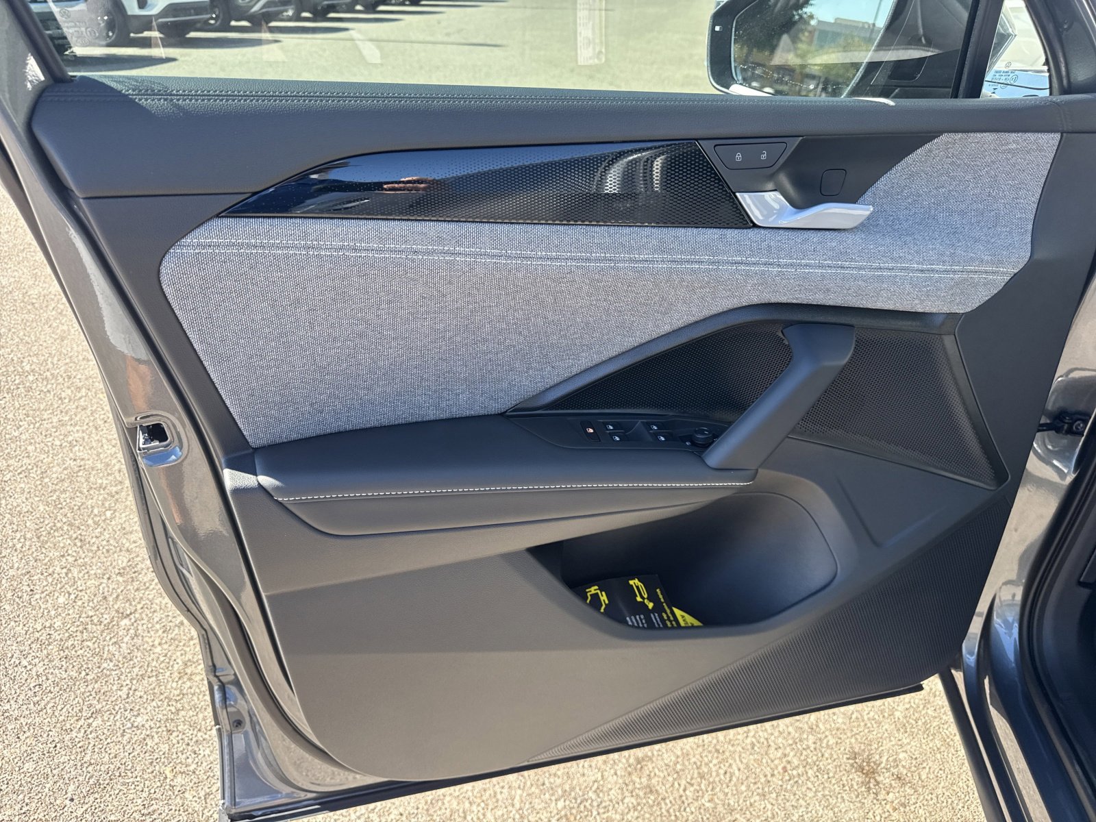 New 2026 Volkswagen Tiguan S image 10