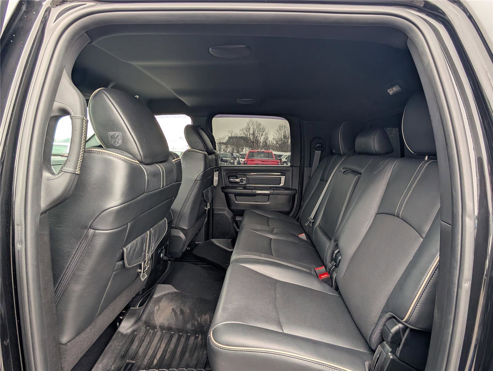 Used 2018 RAM 3500 Laramie Longhorn image 14