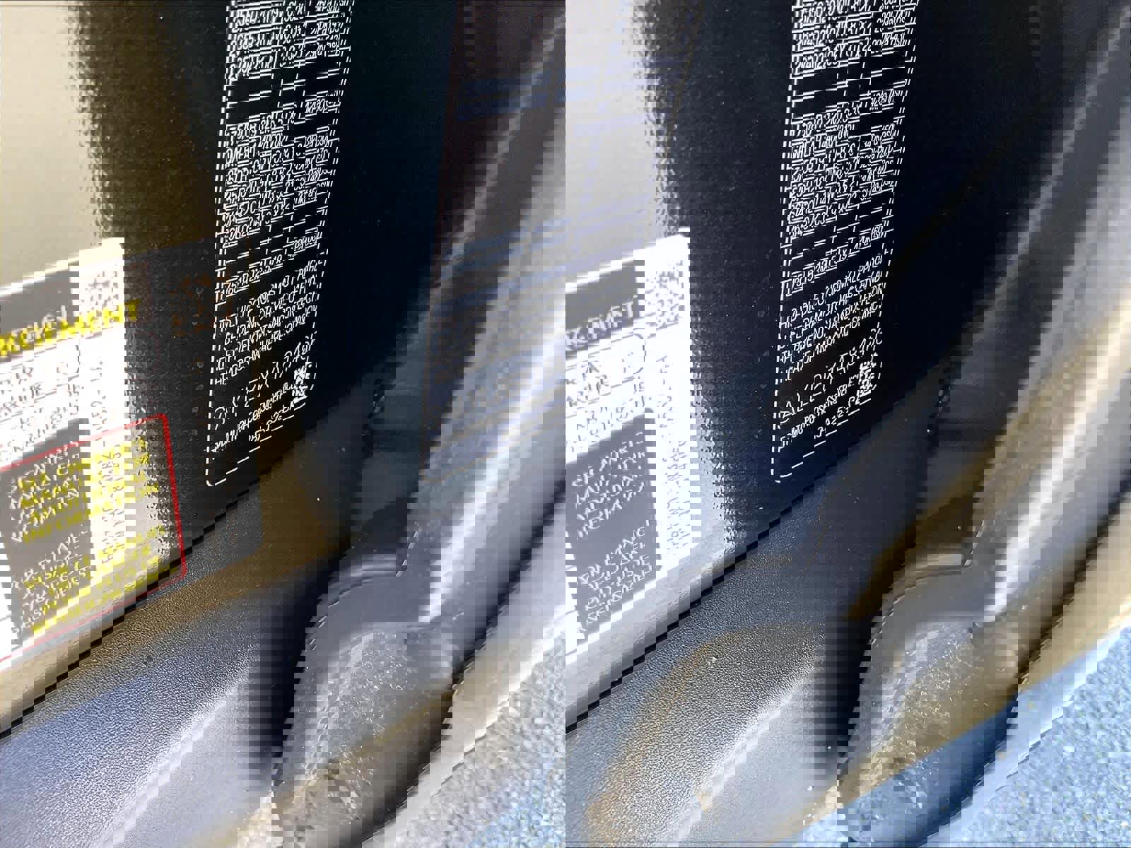 Used 2026 Land Rover Range Rover Velar Dynamic SE image 34