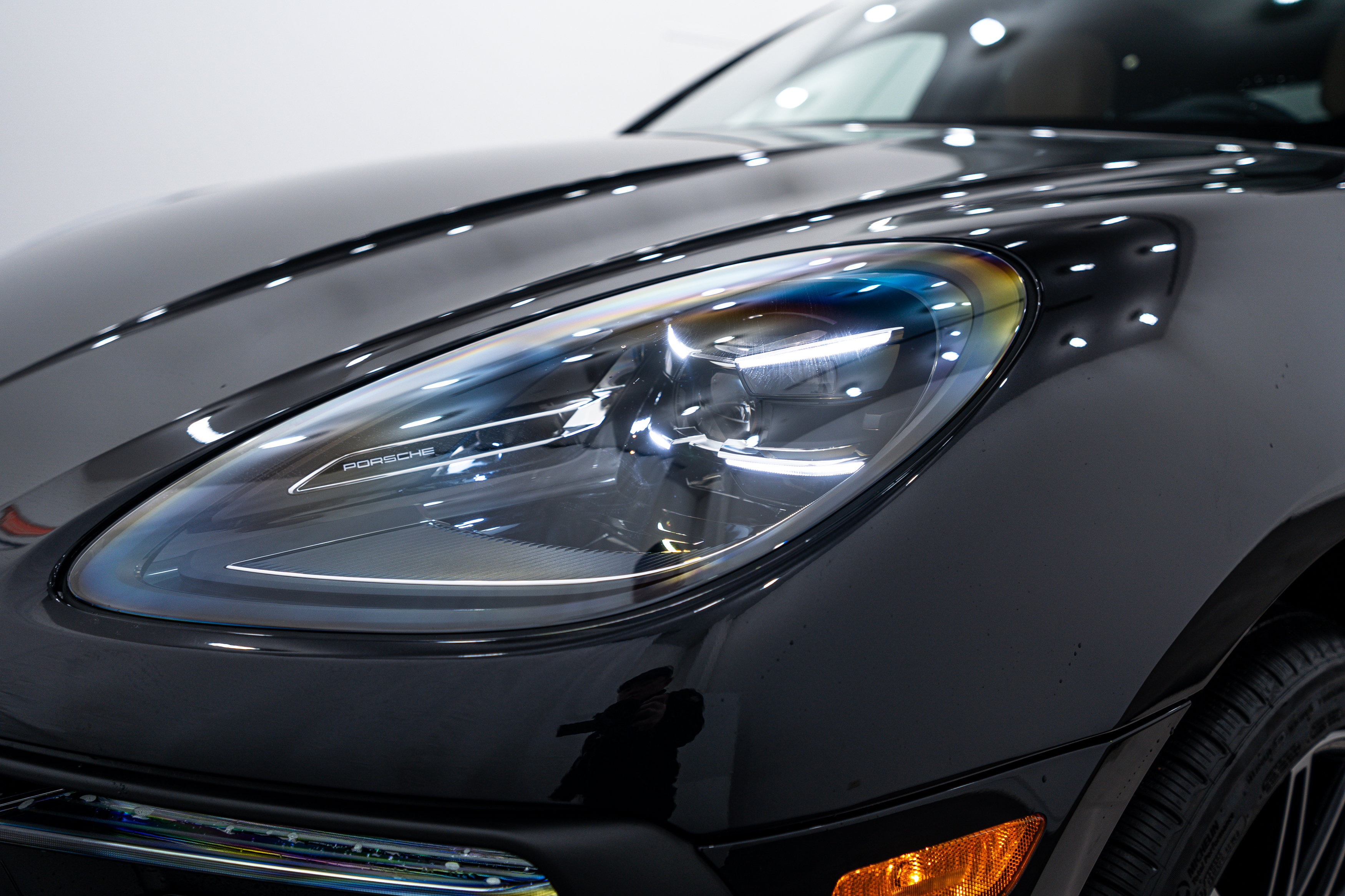 Certified 2026 Porsche Macan AWD/4WD image 24