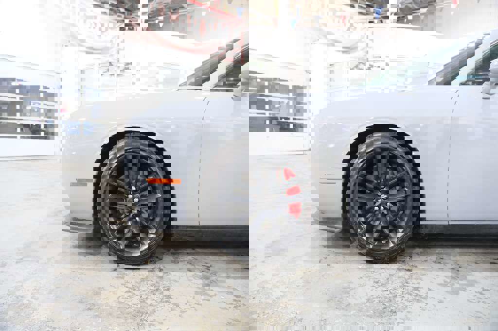 Used 2022 Dodge Challenger GT w/ Plus Package image 5