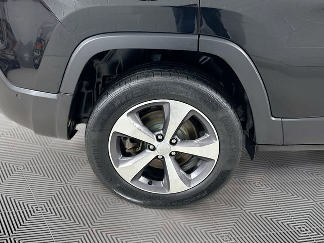 Used 2021 Jeep Cherokee Limited w/ Elite Package image 30