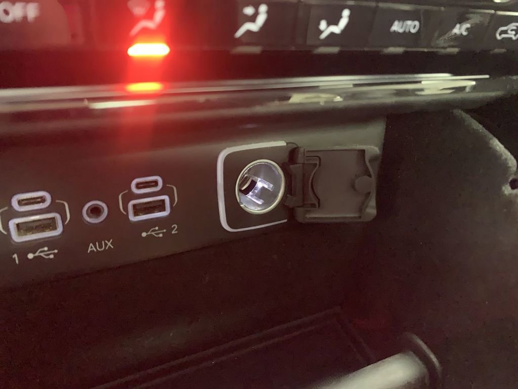 Used 2021 Jeep Grand Cherokee L Limited AWD/4WD image 66