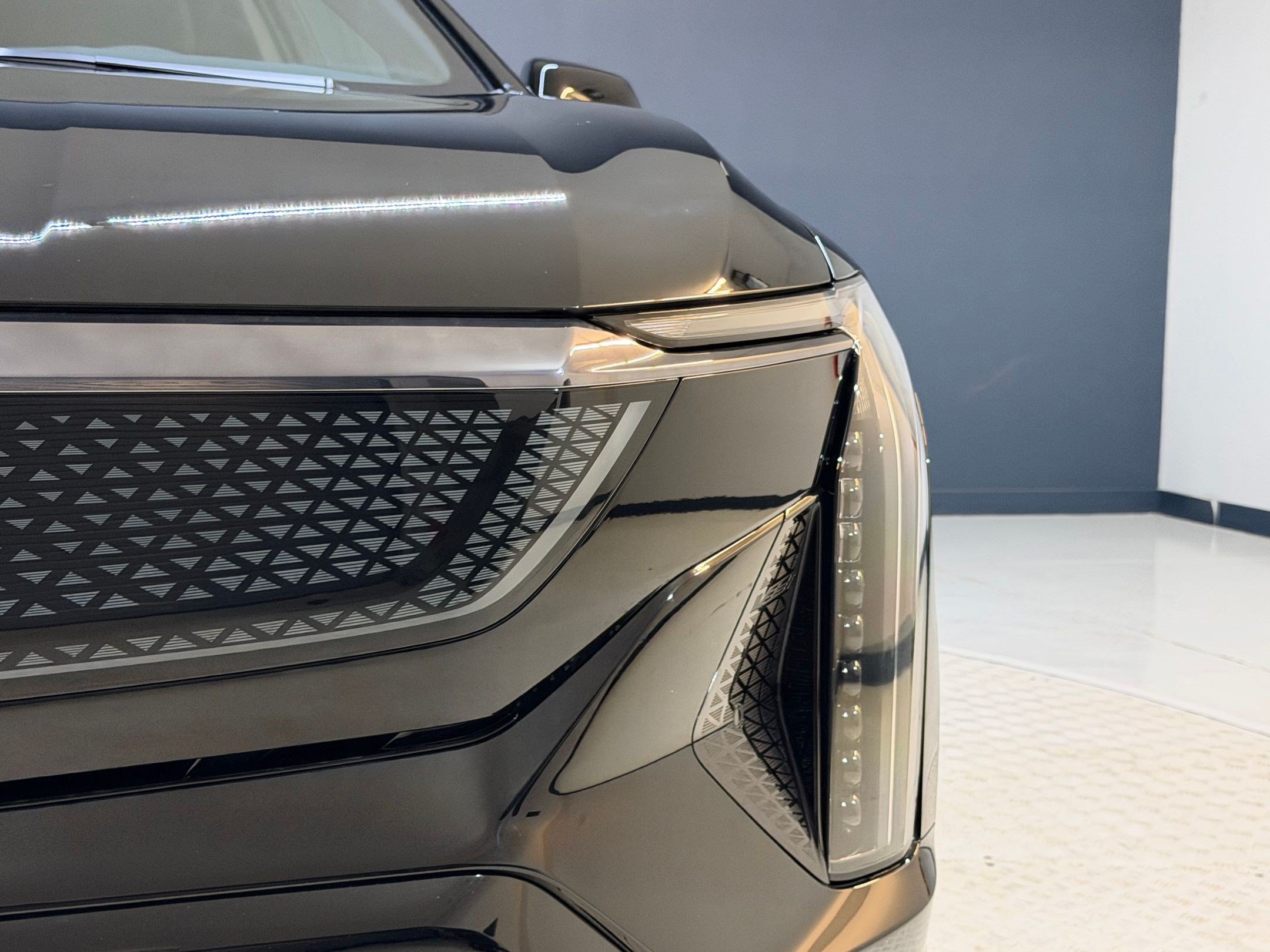New 2026 Cadillac Optiq V AWD/4WD image 11