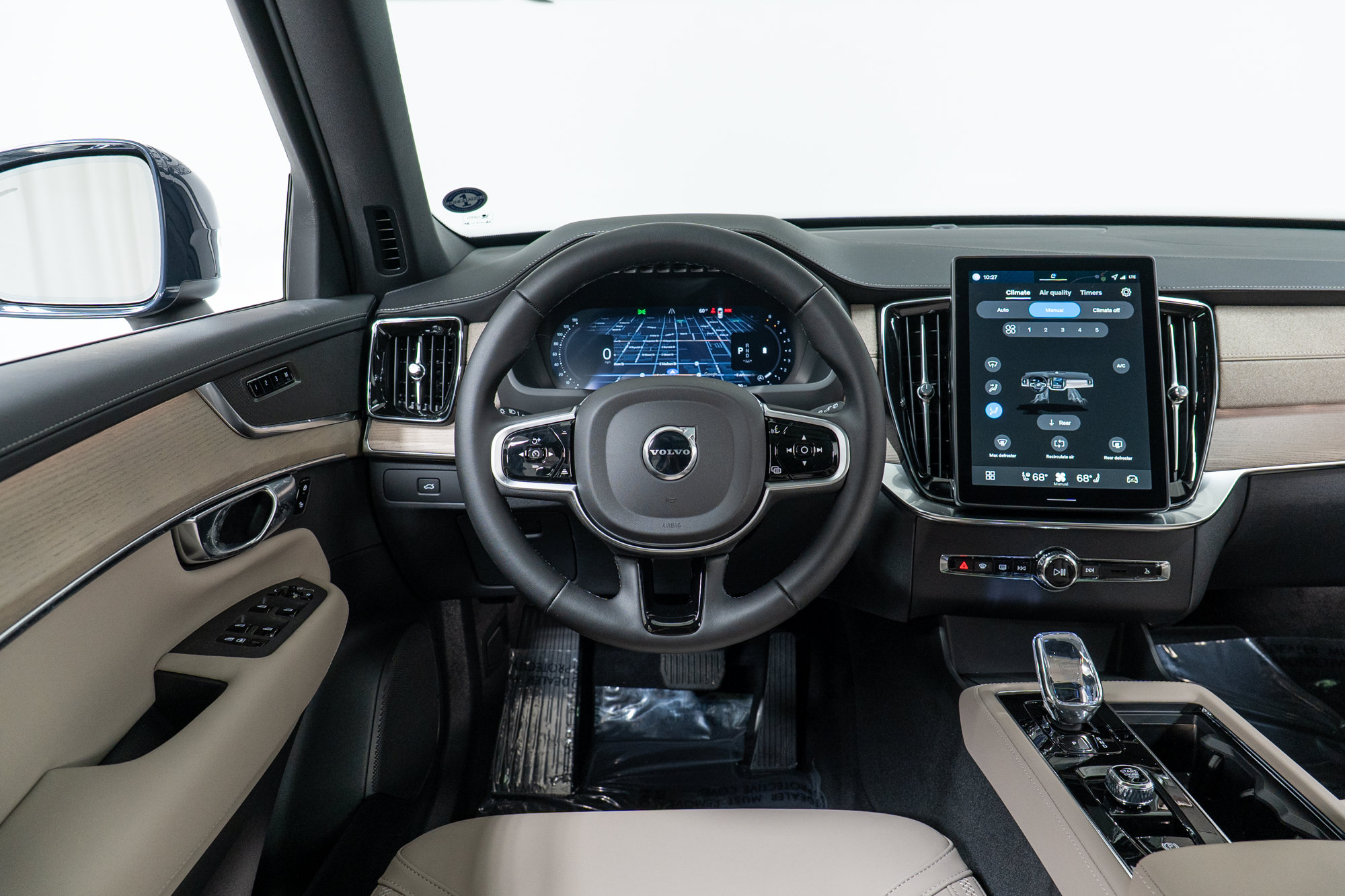 New 2026 Volvo XC90 B6 Core AWD/4WD image 17