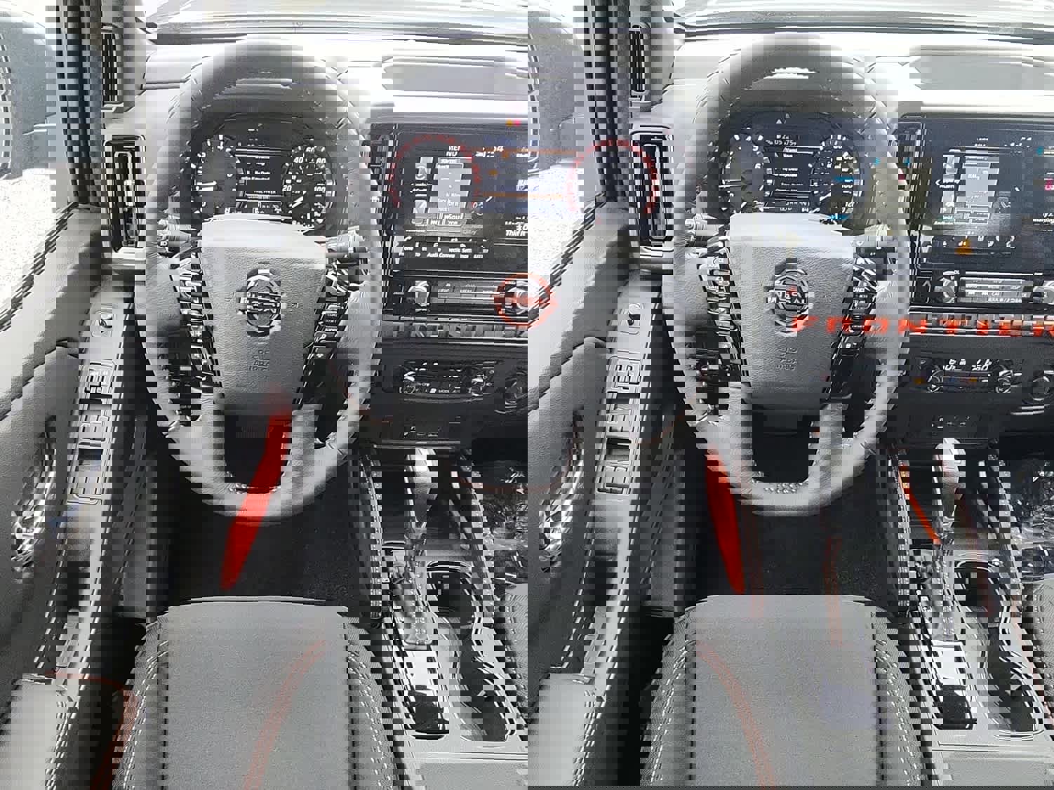 New 2025 Nissan Frontier PRO-4X w/ Interior Protection Package AWD/4WD image 8