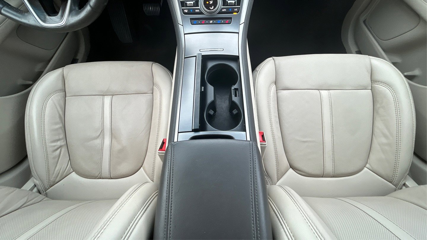 Used 2020 Lincoln MKZ Reserve w/ Elements Package AWD/4WD image 22