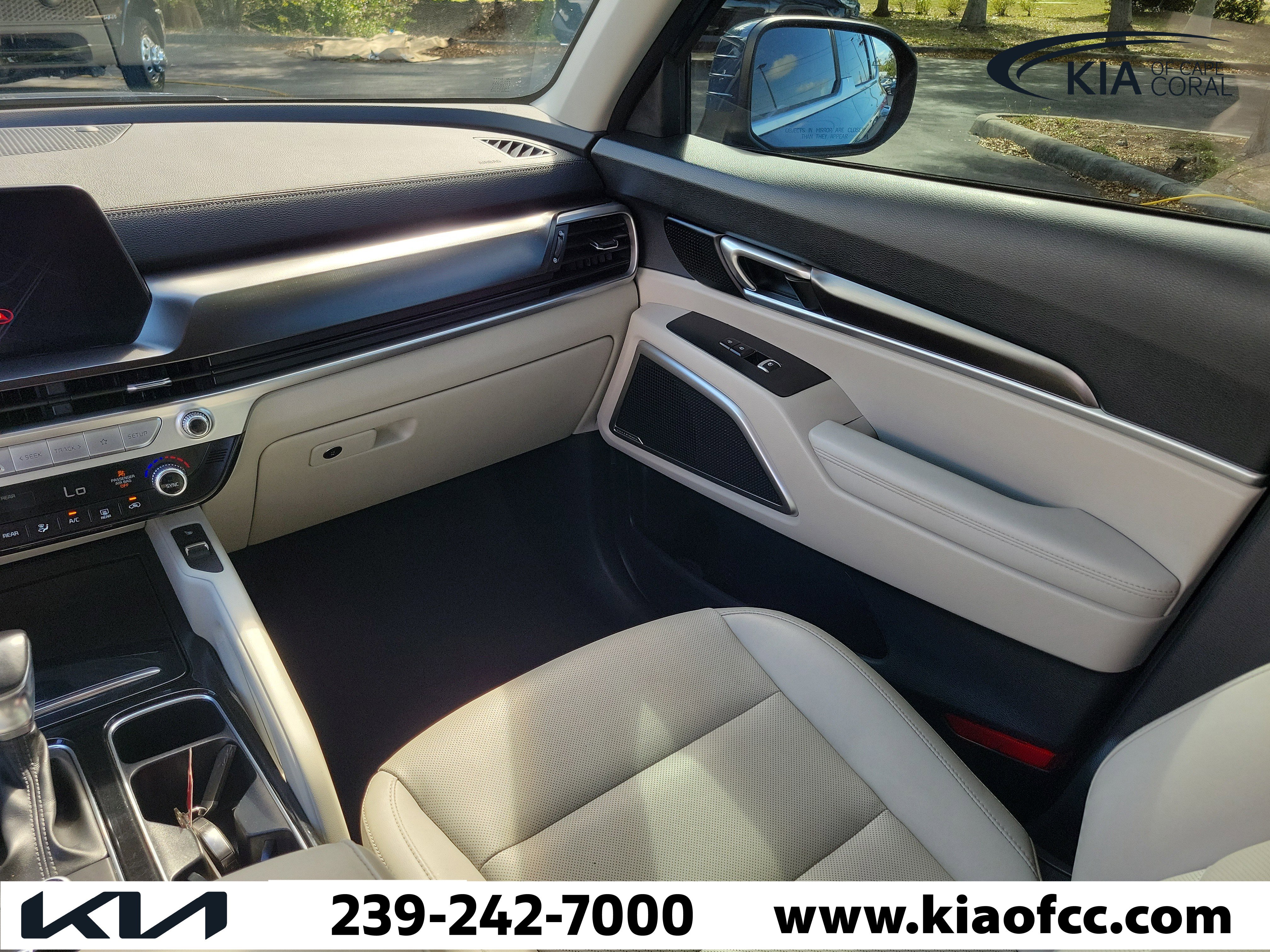 Used 2023 Kia Telluride S image 19