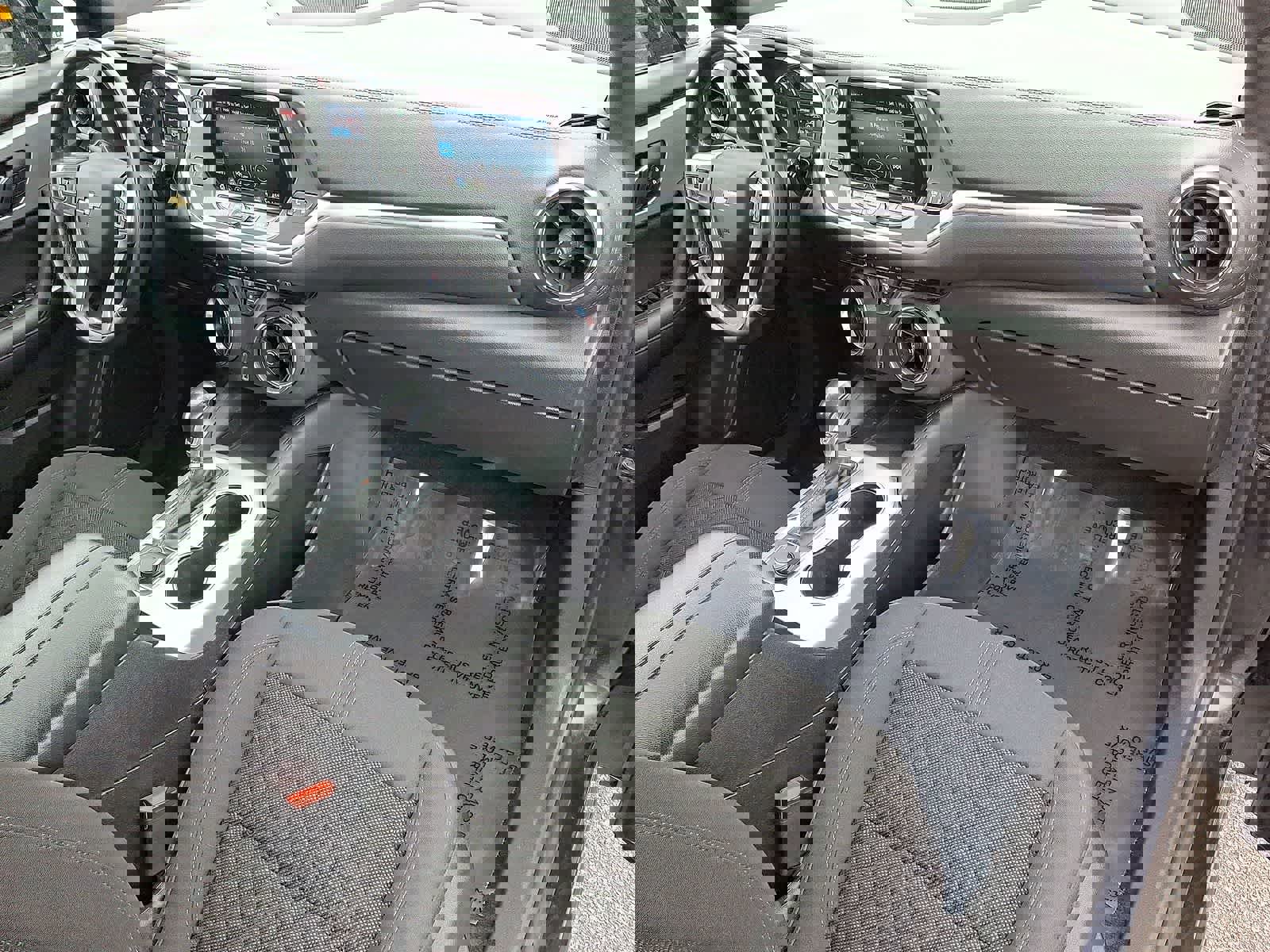 Used 2020 Chevrolet Blazer LT image 33