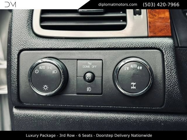 Used 2010 Chevrolet Tahoe LT w/ Luxury Package AWD/4WD image 37