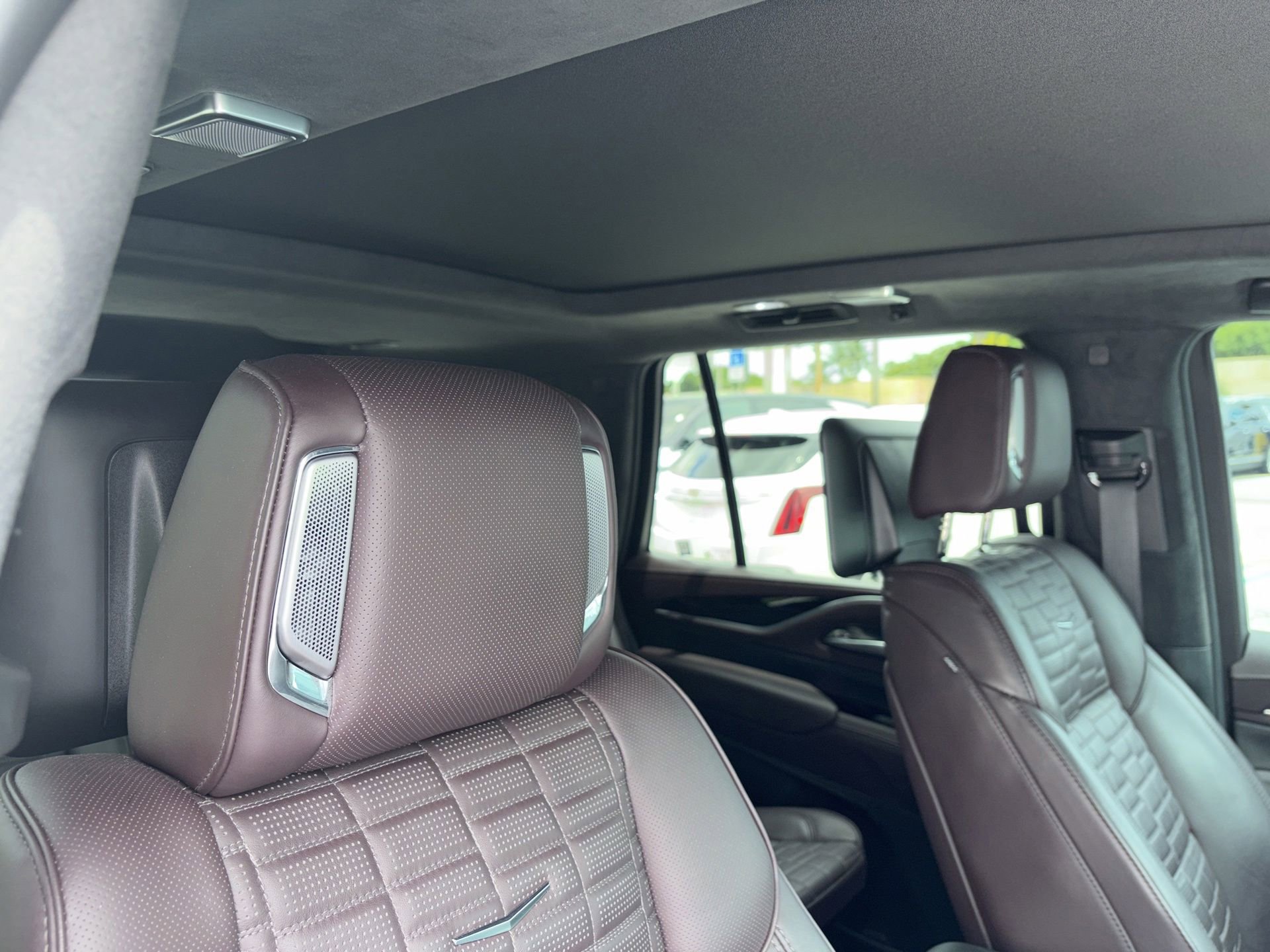 Used 2023 Cadillac Escalade Sport Platinum AWD/4WD image 11