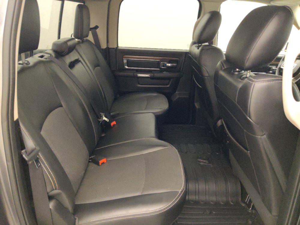Used 2016 RAM 1500 Laramie w/ Convenience Group AWD/4WD image 19