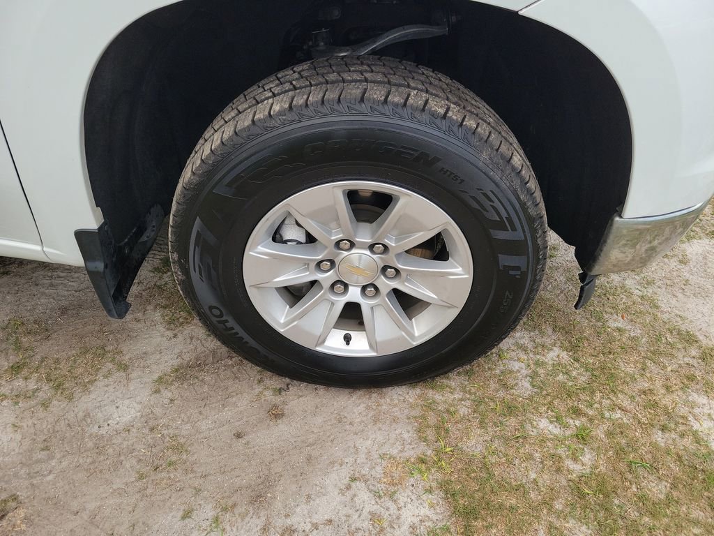 Used 2023 Chevrolet Silverado 1500 LT w/ Safety Package image 6