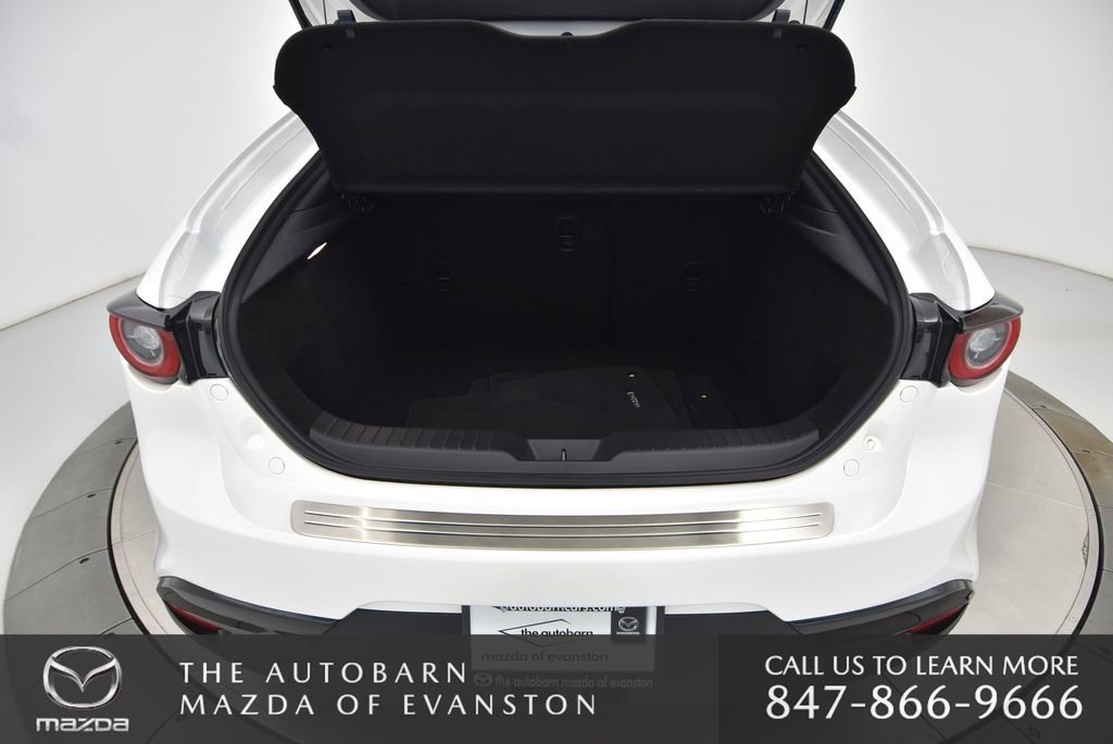 Certified 2025 MAZDA MAZDA3 2.5 S Hatchback w/ Premium Pkg image 30