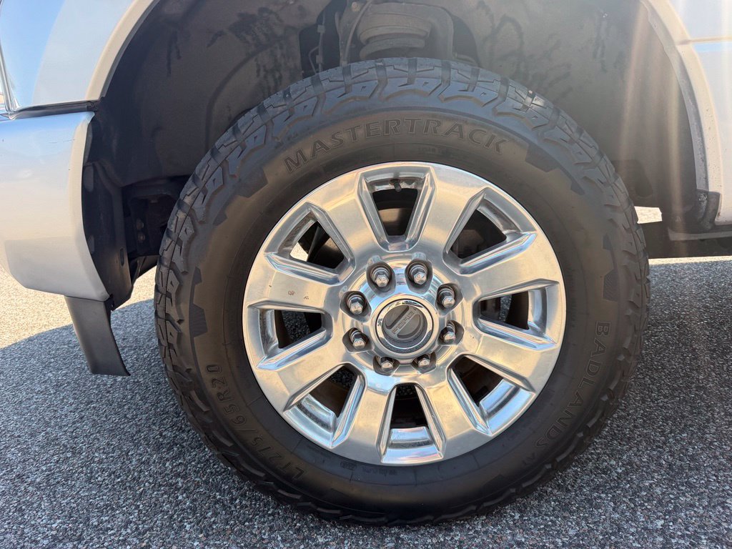 Used 2017 Ford F250 Platinum w/ Platinum Ultimate Package AWD/4WD image 10