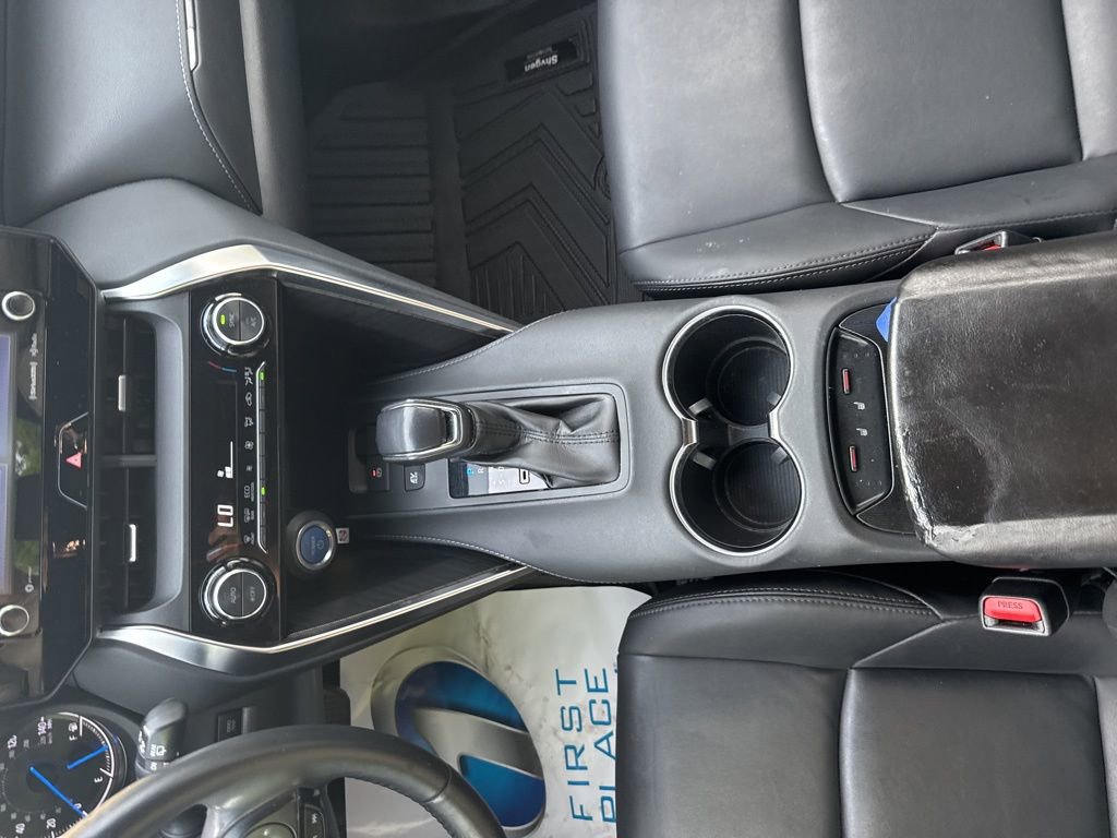 Used 2022 Toyota Venza XLE AWD/4WD image 17