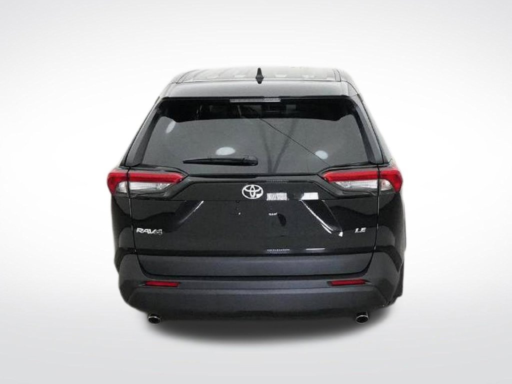 Used 2025 Toyota RAV4 LE FWD image 9