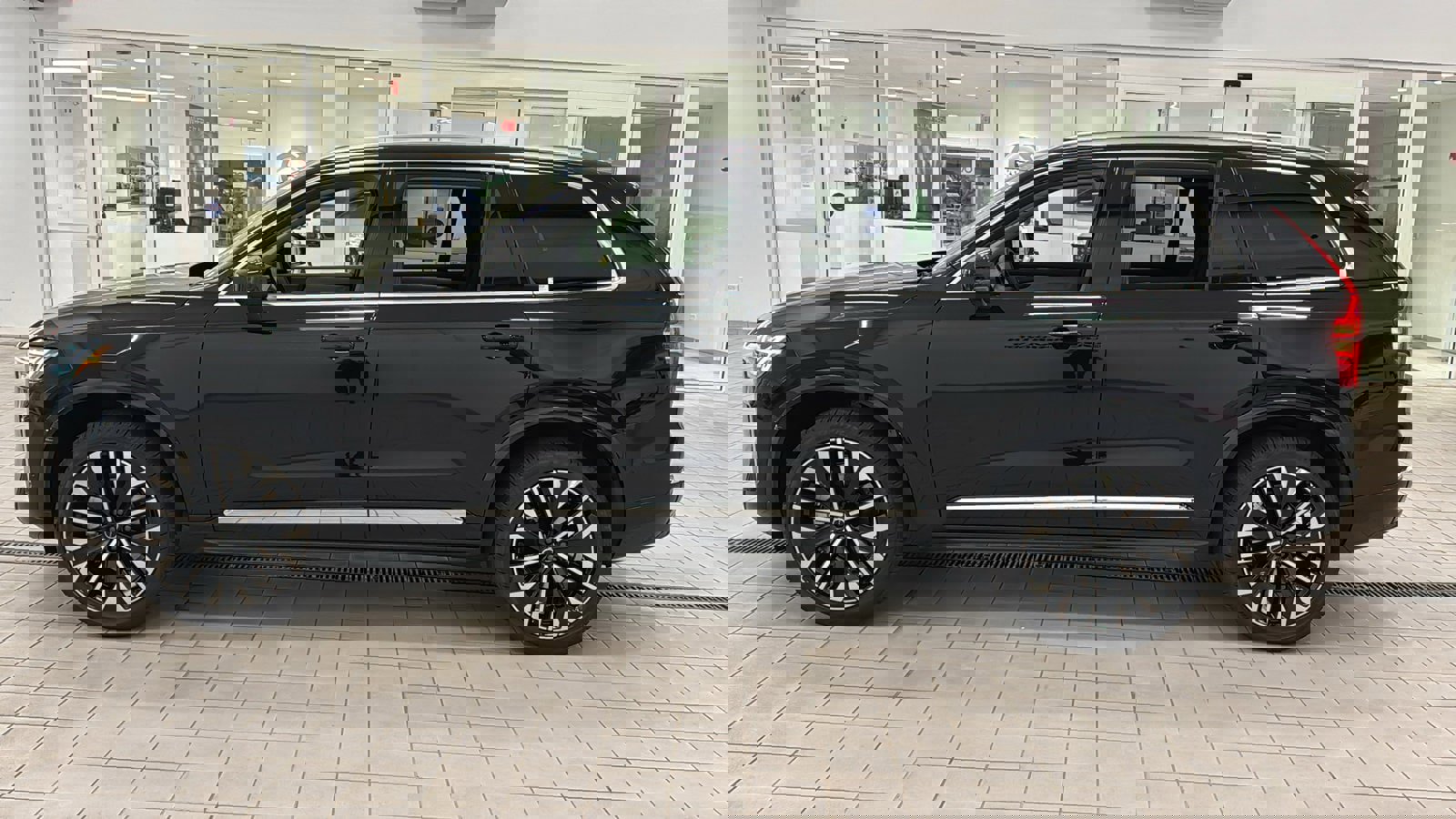 New 2026 Volvo XC90 B6 Plus w/ Protection Package Premier image 8