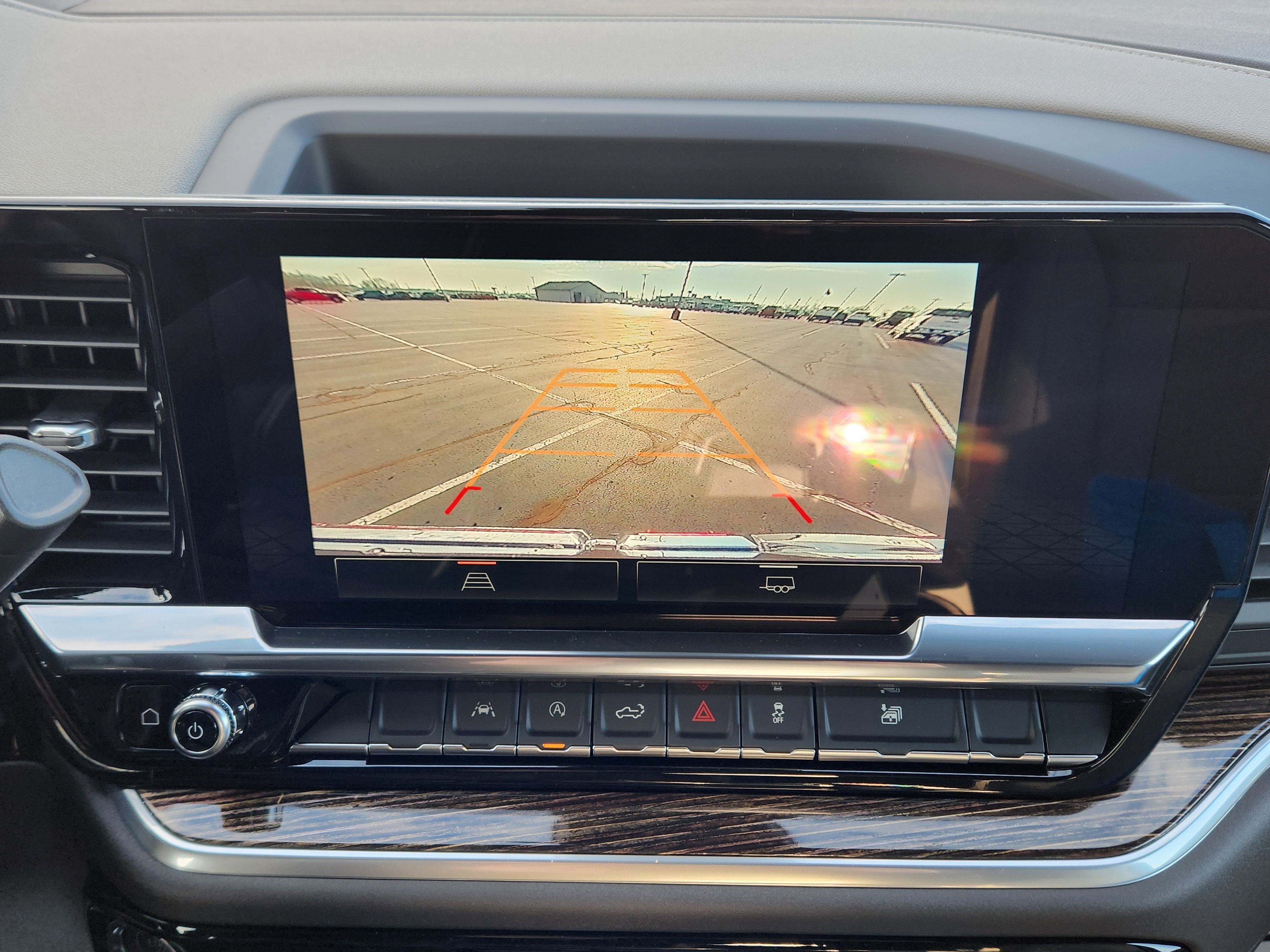 New 2026 GMC Sierra 1500 SLE image 13