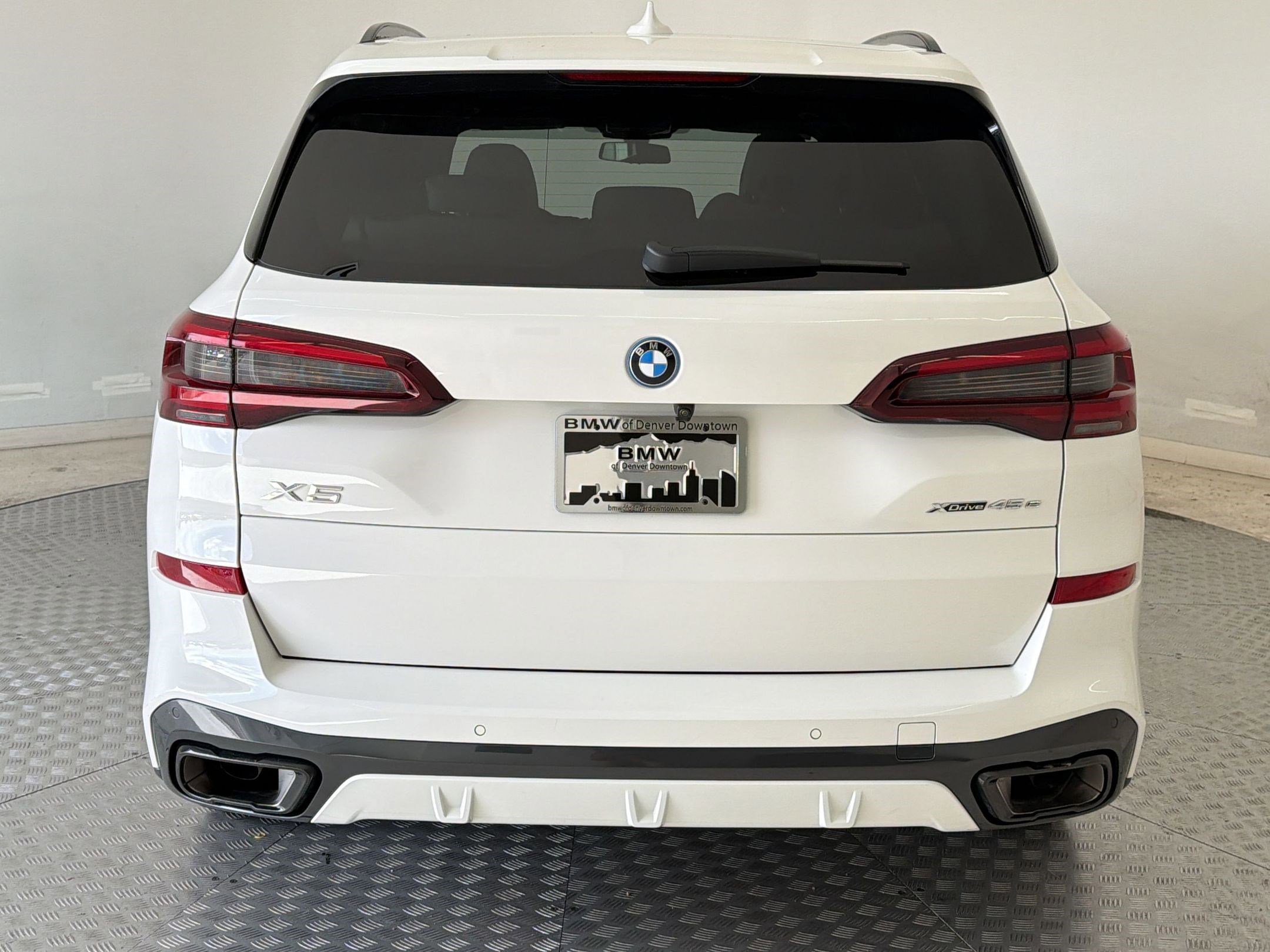 Certified 2023 BMW X5 xDrive45e w/ Executive Package image 10