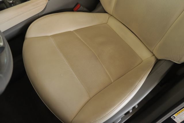 Used 2021 Cadillac XT6 Premium Luxury w/ LPO, Floor Liner Package image 23