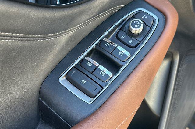 Used 2023 Subaru Outback Touring XT AWD/4WD image 11