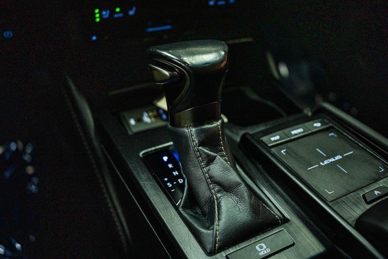 Used 2020 Lexus ES 350 w/ Premium Package FWD image 19