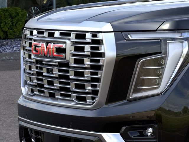 New 2026 GMC Yukon Denali w/ Denali Reserve Package AWD/4WD image 13