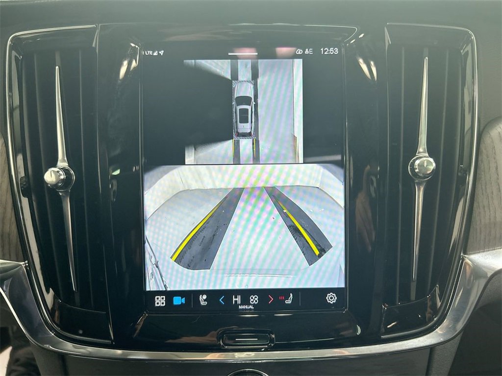 Used 2024 Volvo V90 B6 Cross Country Ultimate image 15