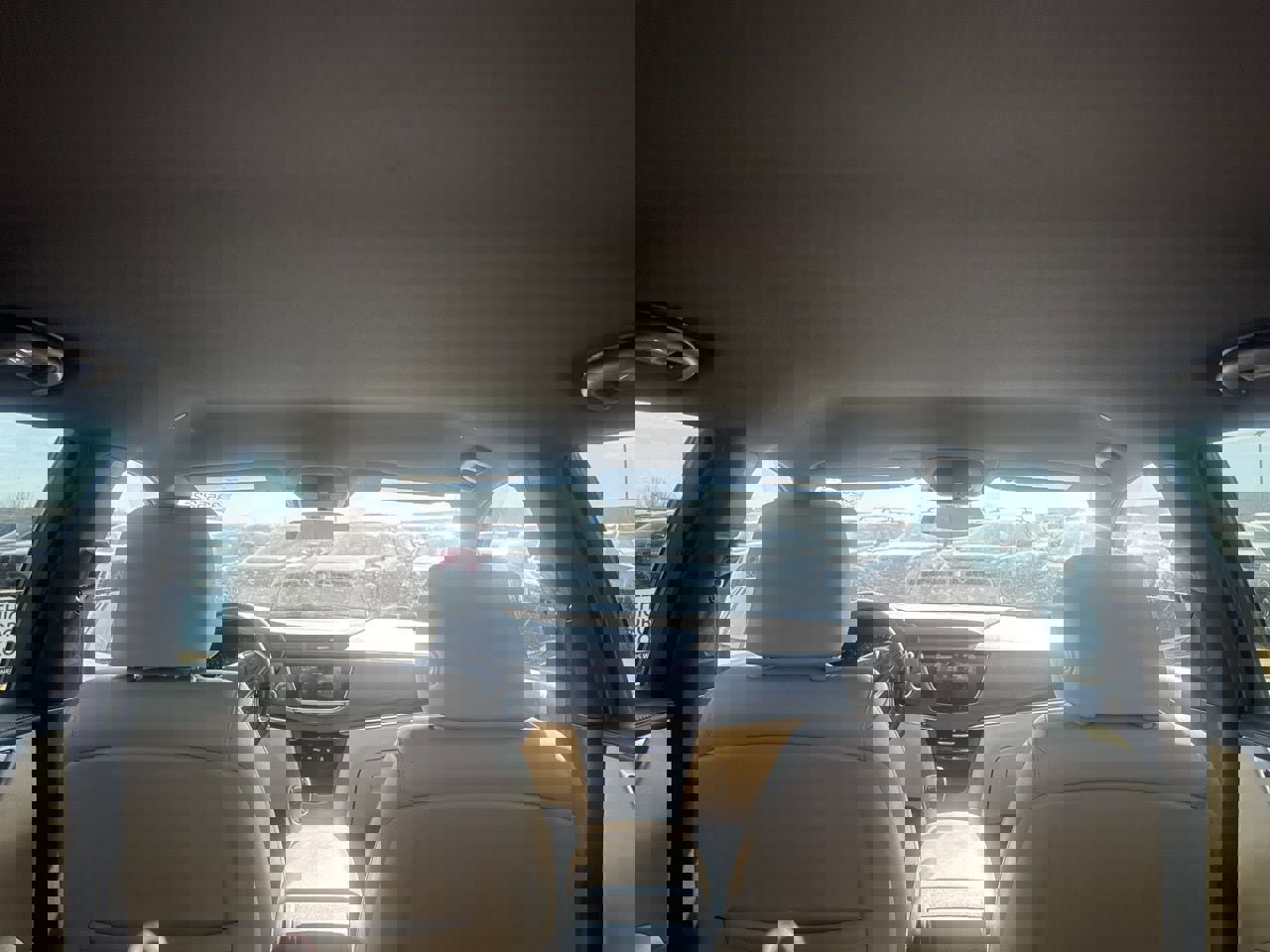 Used 2018 Cadillac XT5 FWD image 30