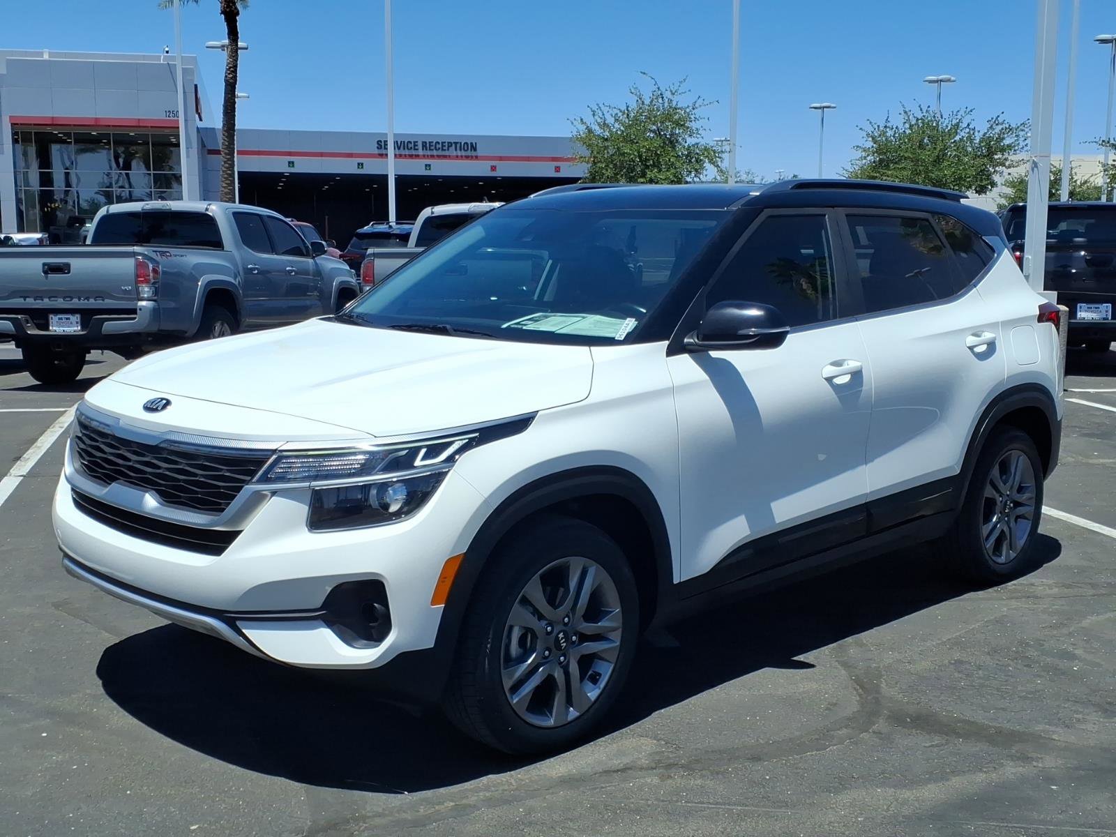 Used 2021 Kia Seltos S FWD image 8