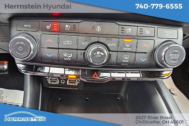 Used 2023 Dodge Durango GT image 9