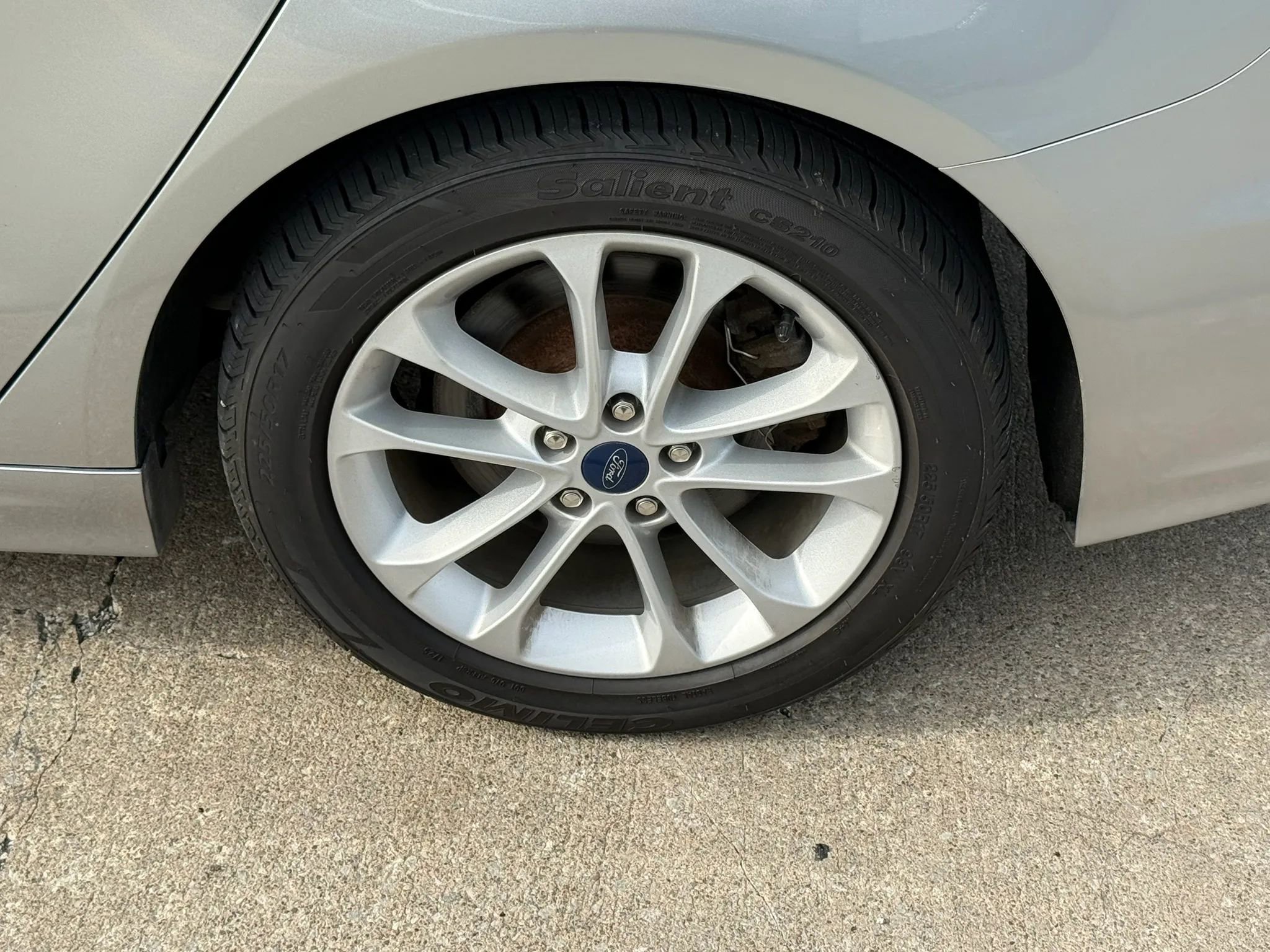 Used 2020 Ford Fusion Energi Titanium FWD image 44