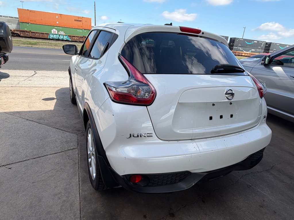 Used 2016 Nissan Juke SV FWD image 21