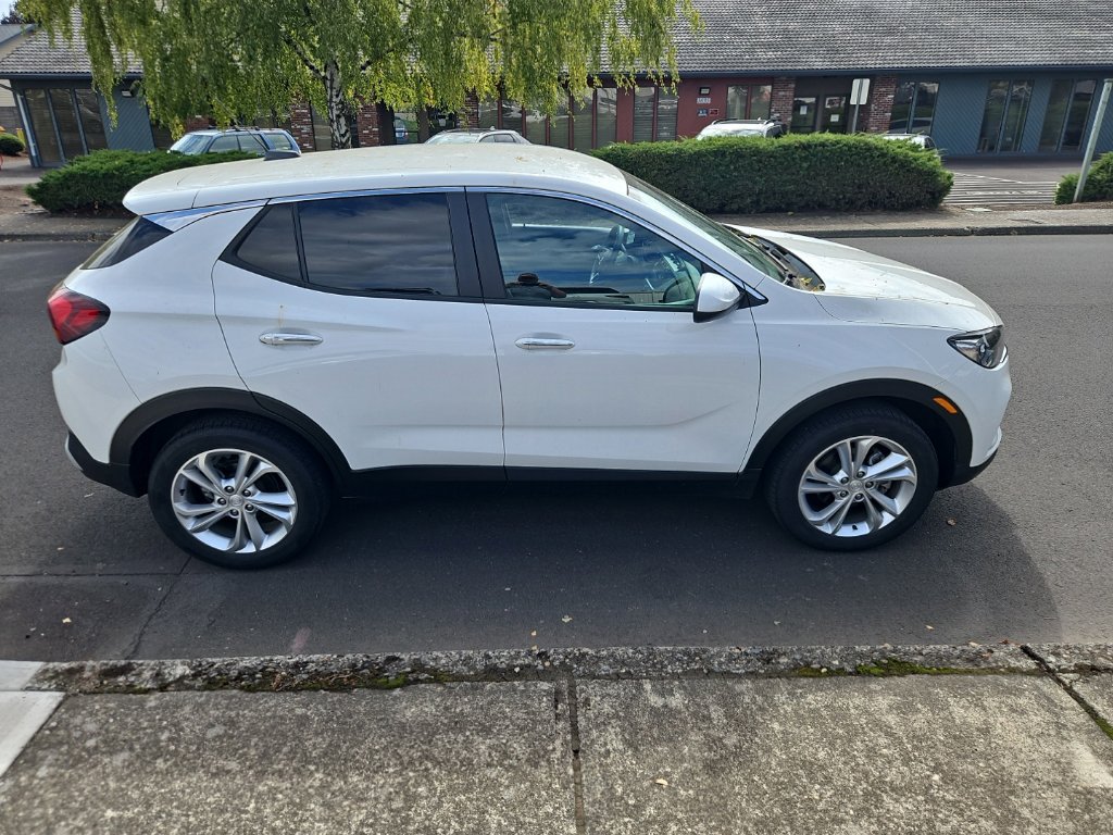 Used 2023 Buick Encore GX Preferred w/ Cold Weather Comfort Package AWD/4WD image 6