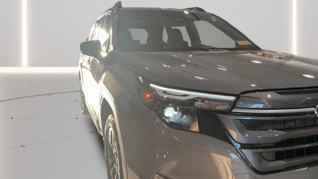 Used 2025 Subaru Forester Premium AWD/4WD image 31