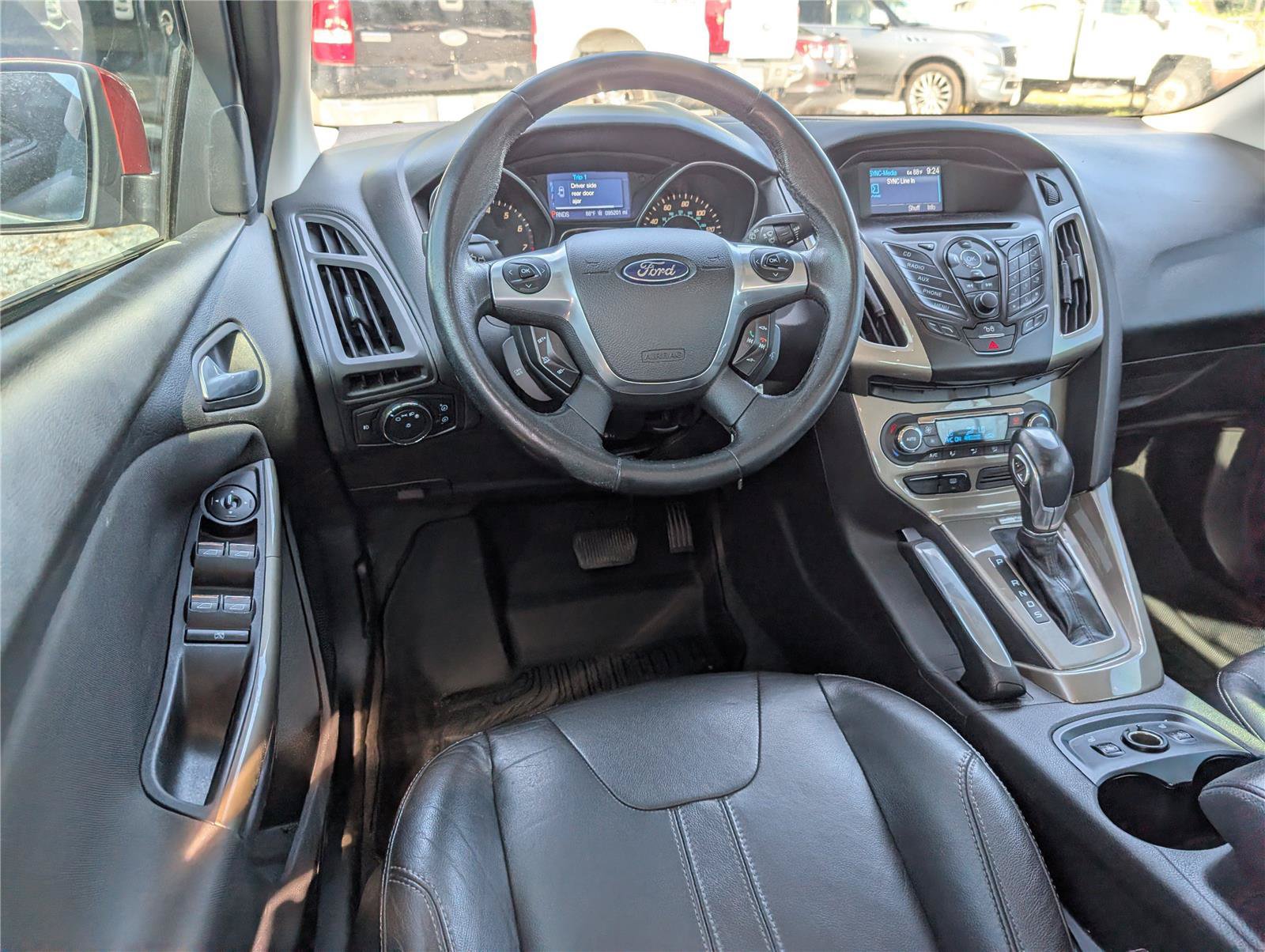 Used 2012 Ford Focus SEL FWD image 28