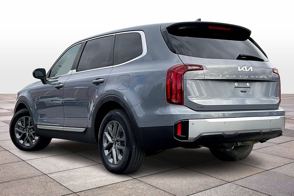 Used 2023 Kia Telluride LX image 11