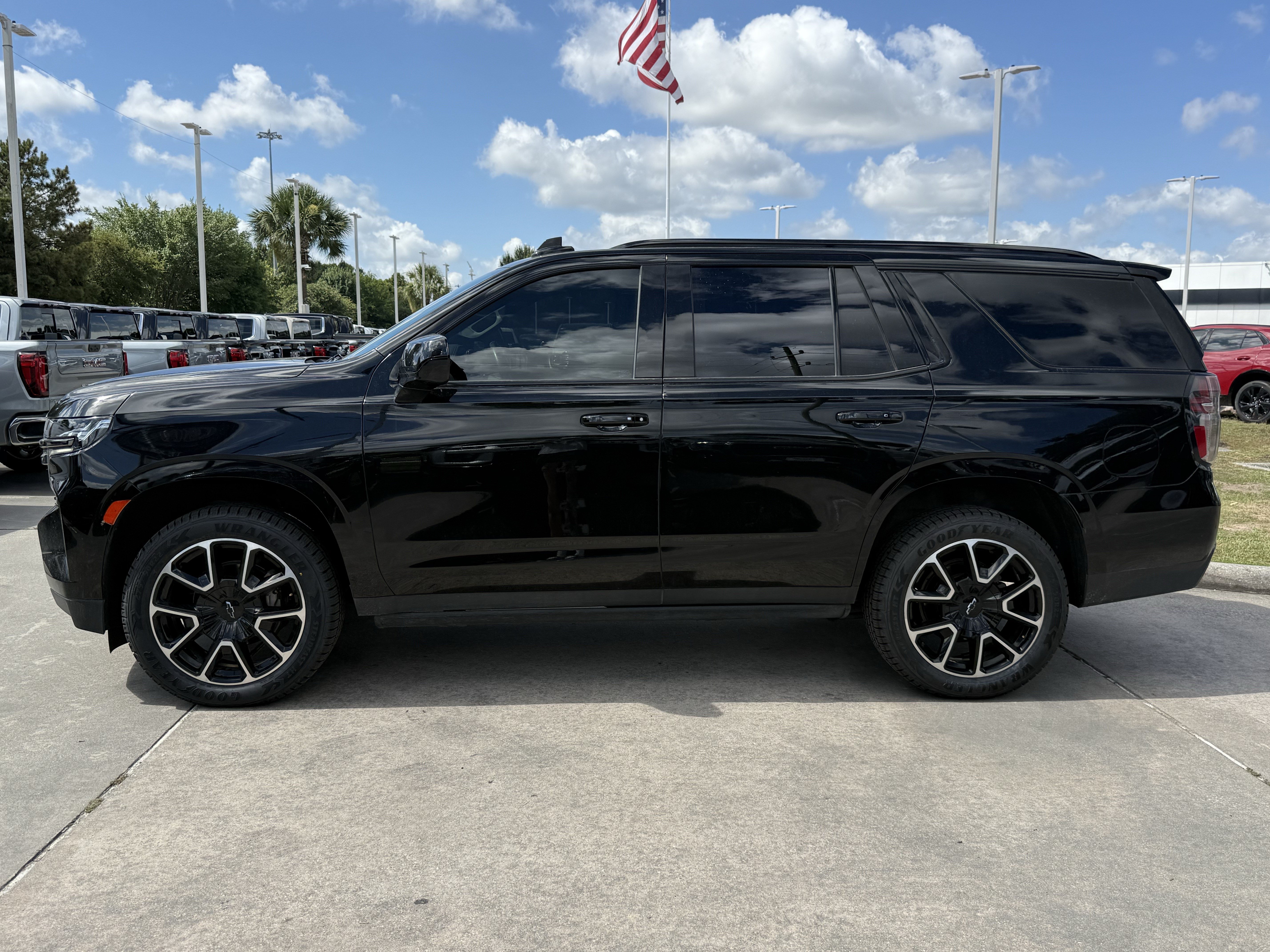 Used 2021 Chevrolet Tahoe RST AWD/4WD image 8