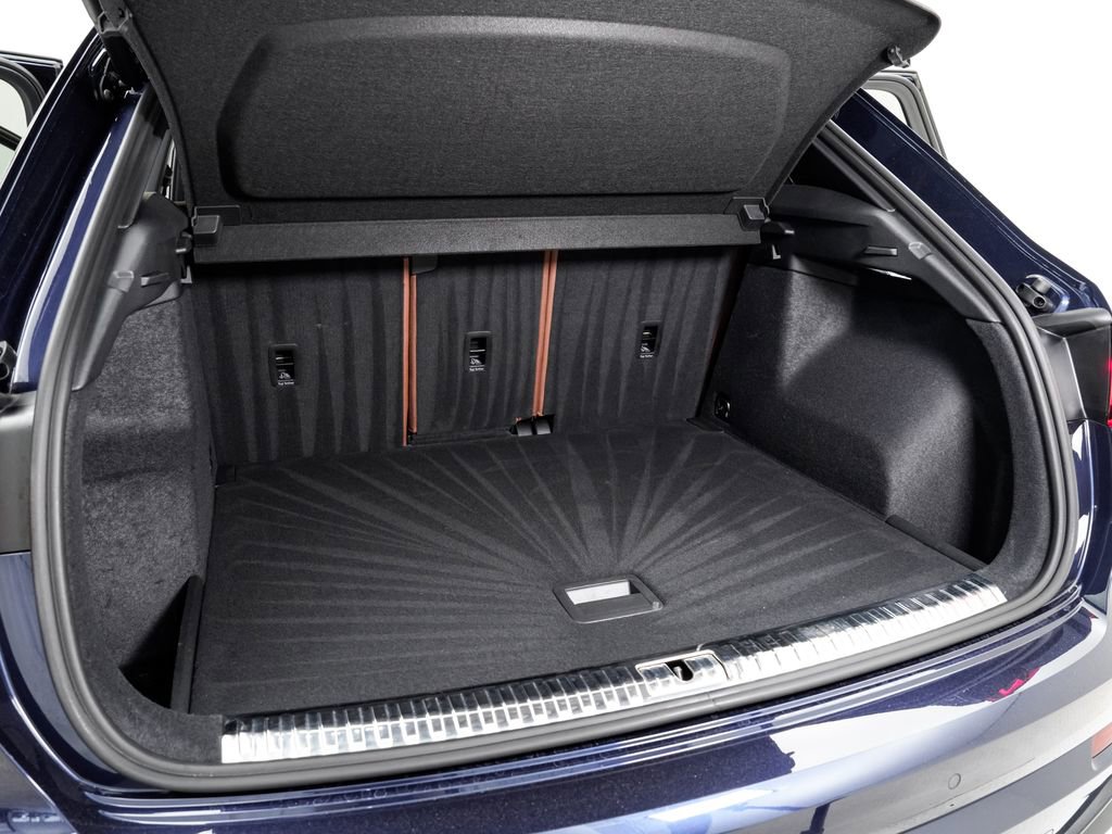 Certified 2025 Audi Q3 2.0T Premium Plus w/ Premium Plus Package image 24