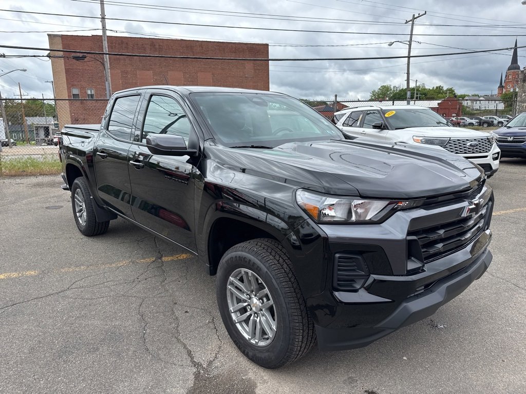 Certified 2024 Chevrolet Colorado LT w/ LPO, Dark Essentials Package