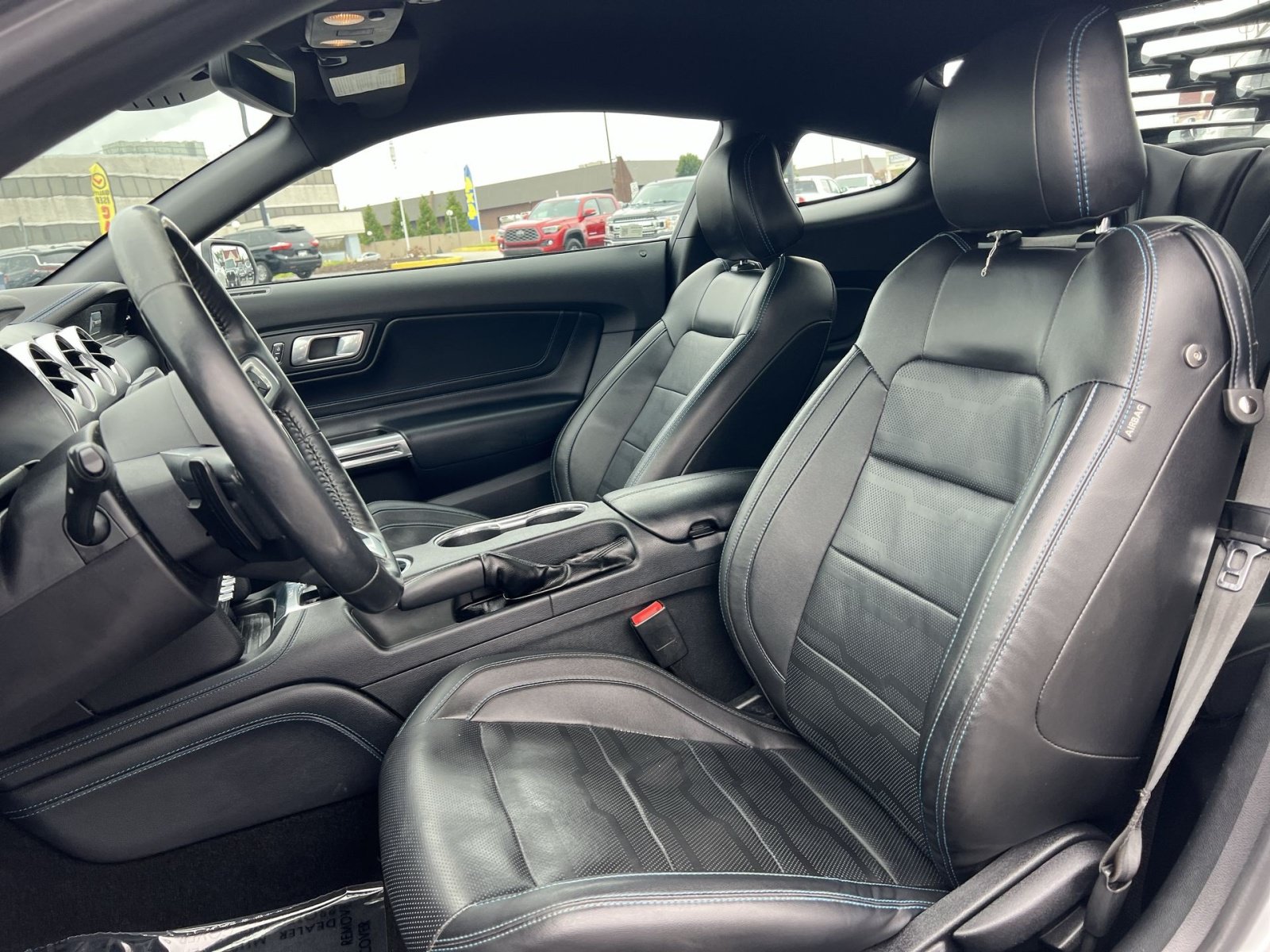 Used 2018 Ford Mustang GT Premium w/ Equipment Group 401A RWD image 13