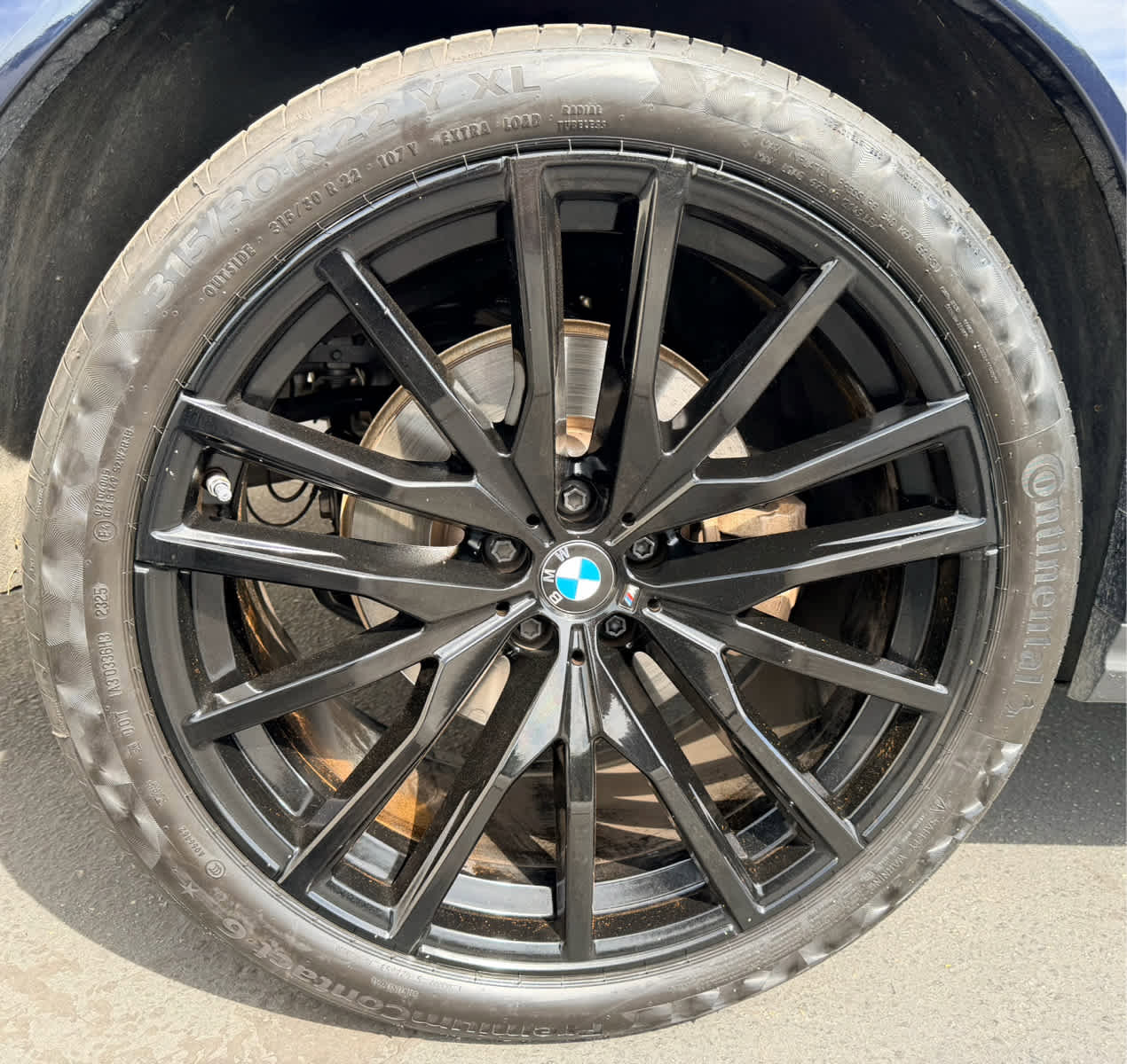 Used 2023 BMW X6 xDrive40i w/ M Sport Package image 8