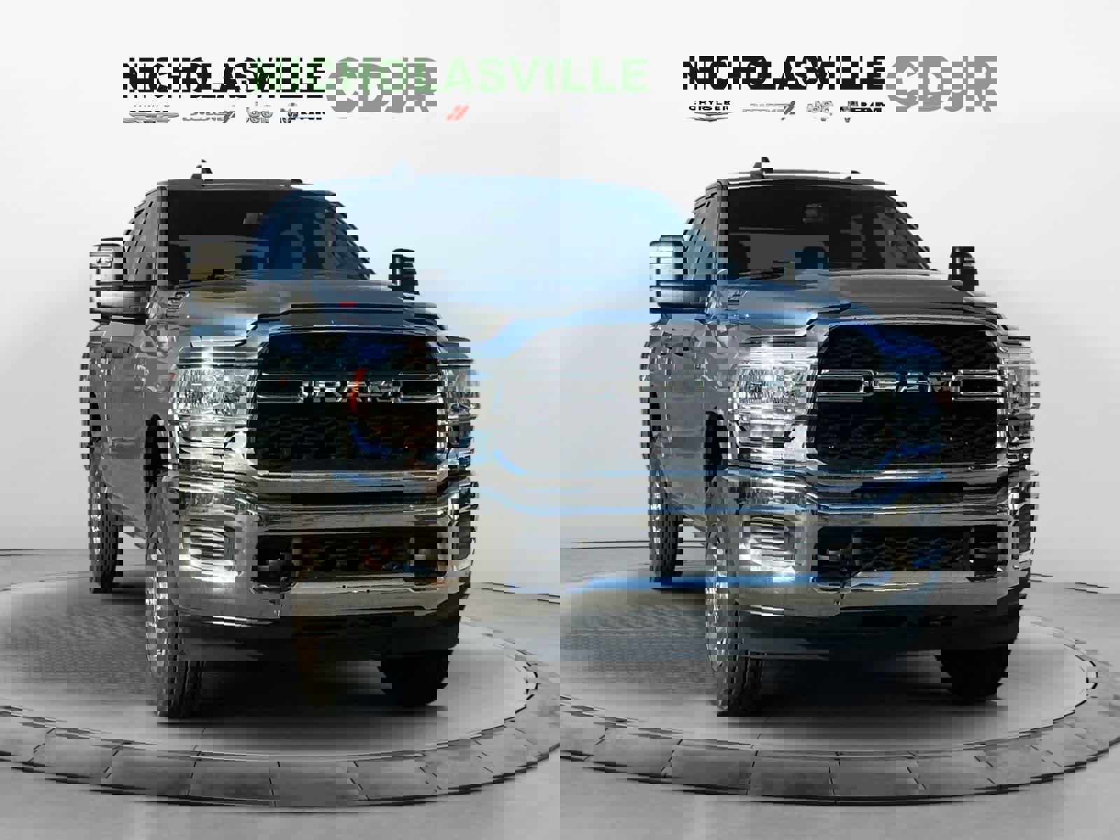 Used 2024 RAM 3500 Tradesman w/ Chrome Appearance Group image 7