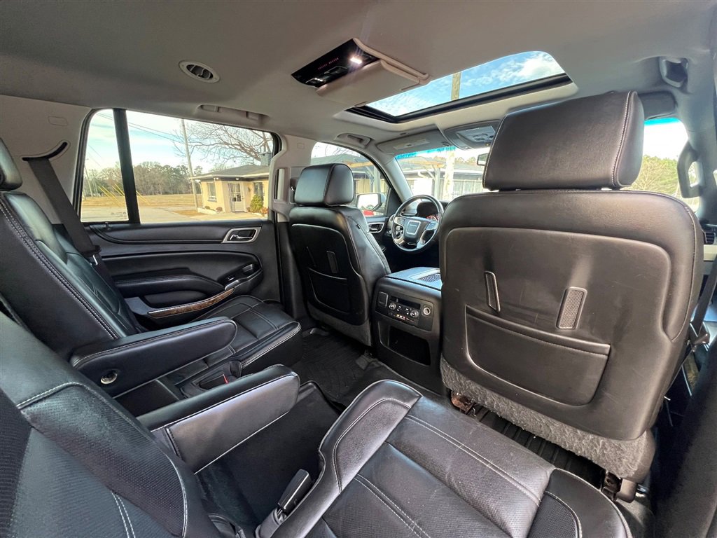 Used 2015 GMC Yukon Denali w/ Open Road Package image 24