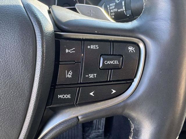 Used 2021 Lexus ES 300h w/ Premium Package image 20