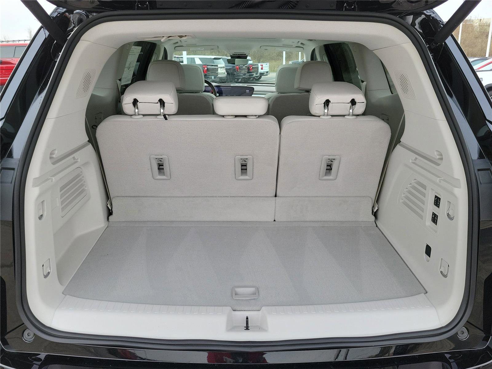 New 2026 Buick Enclave Avenir w/ Super Cruise Package image 7