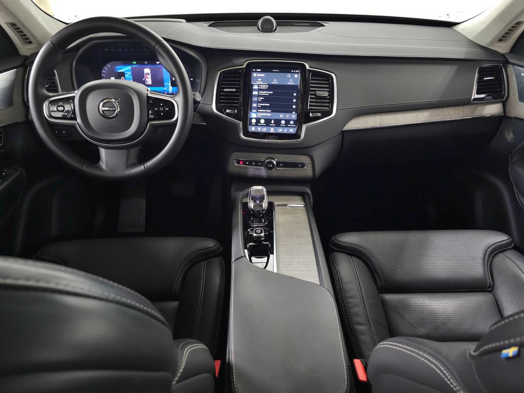 Certified 2023 Volvo XC90 T8 Ultimate w/ Lounge Package AWD/4WD image 14