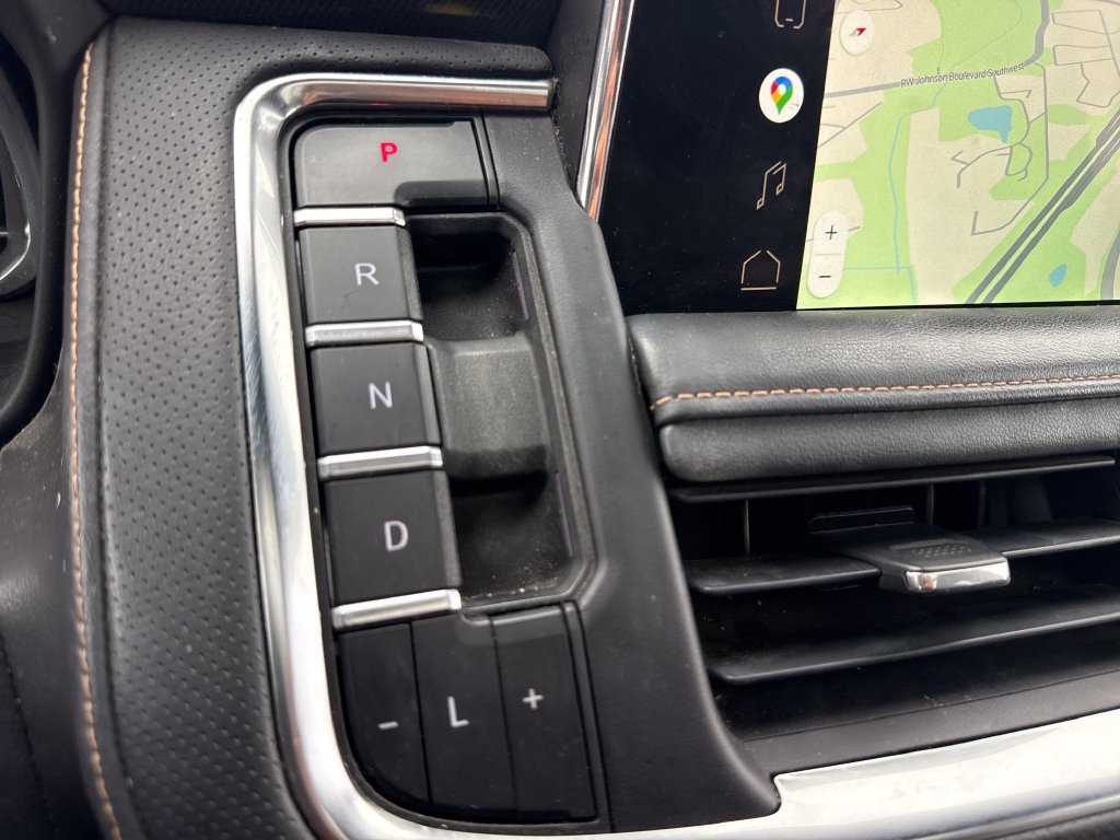 Used 2022 GMC Yukon AT4 AWD/4WD image 33